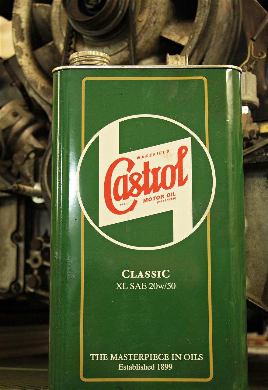 Weboil.dk har Castrol motorolie og Diesel additiv